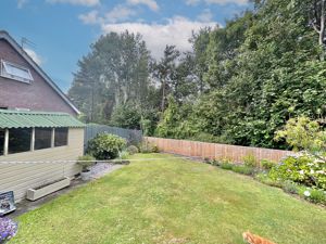 Photo 29- click for photo gallery